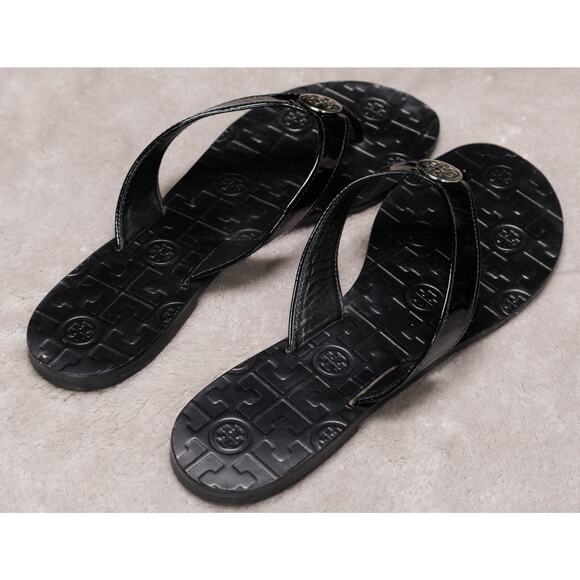 Tory Burch Thora Black Patent Leather Thong Sandals Womens Size 9 Silver Logo - Picture 15 of 16